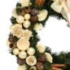 Weihnachtstür-Kranz Creme 35cm mit cremefarbenen Verzierungen und einer Schleife
